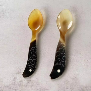 Cuchara de Cuerno Decorativa Hecha a Mano Más Vendida para Restaurantes u Hoteles y Uso de Servicio Disponible en Oferta desde India - Product Image 1