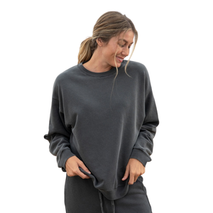 Sweat-shirt oversize en molleton français pour femme, 100% coton biologique de luxe, pré-rétréci, certifié GOTS, doux et confortable, coupe décontractée - Product Image 3