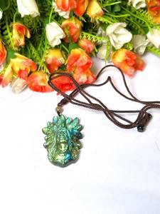 Collar con colgante de labradorita hecho a mano, piedra tallada de 2,1 pulgadas, diseño de espíritu de Aurora antigua con cordón ajustable, regalo - Product Image 6