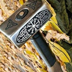 Marteau Viking artisanal en acier à haute teneur en carbone de qualité industrielle, marteau à clous pour toiture, conception personnalisée, logo personnalisé, taille pour le camping en plein air - Product Image 3