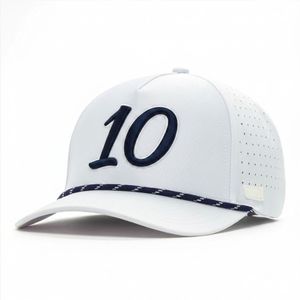 Casquette de golf imperméable en gros avec logo brodé 3D, détail corde, trous découpés au laser, casquette ajustable à fermeture snapback pour tenue de sport décontractée - Product Image 1