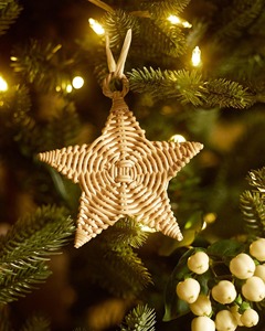 Adorno Navideño de Estrella de Ratán Hecho a Mano, Estrella de Mimbre Colgante para Árbol de Navidad, Decoración Navideña Natural Hecha en Vietnam - Product Image 2