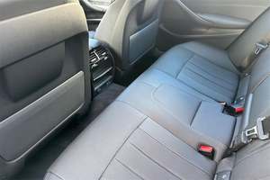 BMW Série 5 530e hybride rechargeable à propulsion arrière 2023 - Product Image 4