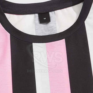 100% coton hommes Slim Fit T-Shirt & Short Set à manches courtes T-Shirt & Shorts Set pour la vente en ligne - Product Image 3