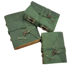 Handgemachtes Deckle Edge Papier tagebuch mit Key Leather Bound Journal für großes Notizbuch