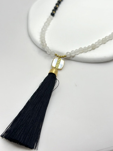 Moonriver Colliers d'été à la mode pour femmes Chic Noir et Blanc Acier inoxydable Perle Strand Essential Chic Style - Product Image 2