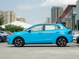 MG4 Pure Electric, voiture compacte 5 portes 5 places, autonomie de 437 km, moteur de 100 à 150 kW, batterie de 30 kWh, véhicule à énergie nouvelle - Product Image 2