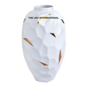 Juego de 3 Jarrones de Hierro para Flores, Estilo Costero, Lujosos, Hechos a Mano, de Aluminio, Forma Geométrica, Textura Negra, Precio Económico - Product Image 3