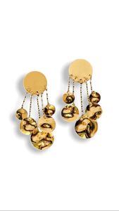 La Romance du Baroque dans des bijoux rares de ces connexions intimes a augmenté un sentiment de bonheur pour l'aperçu des femmes