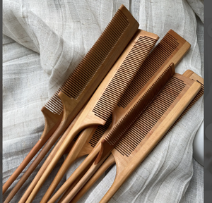 Wholesale Customized ECO Biodegradable Natural <b>Wooden</b> Comb Bamboo Wide Tooth Common Comb for Home Use - Product Image 4