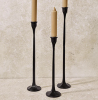 Axiom Home Accents Ensemble de porte-bougies coniques en fonte faits à la main, Décoration moderne style ferme, Couleurs noir/doré/argent, Décoration intérieure