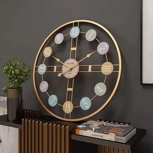 Adorable Reloj de pared de Metal con acabado dorado a la moda, moderno diseño elegante, perfecto para sala de estar, dormitorio, oficina y decoración de pasillo - Product Image 5