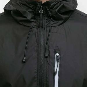 Veste coupe-vent imperméable pliable personnalisée pour hommes Randonnée et camping Vestes d'extérieur pour unisexe - Product Image 5