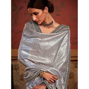 ผ้าไหมซารีสีเทาหรูหราทอแบบซารีพร้อมเสื้อคลุมสำหรับงานเทศกาลและการแสดง - Product Image 5