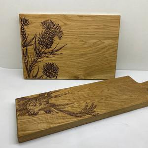 Tabla de Cortar de Madera Premium con Grabado Floral, Ideal para Preparación de Alimentos, Decoración de Cocina, Charcutería y Presentación de Postres - Product Image 5