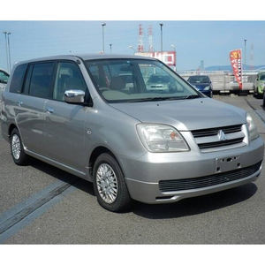 Le Japon a utilisé le MPV spacieux de Mit-subishi Dion avec le moteur économe en carburant et l'intérieur confortable - Product Image 2