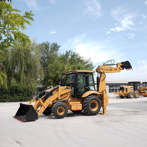 Chargeuse-pelleteuse tout-terrain 4x4 robuste pour travaux de terrassement et d'excavation - Product Image 4