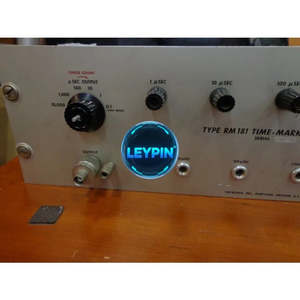 Générateur de marquages temporisés Tektronix RM181 avec entrée YTDI et style d'onde - Product Image 3