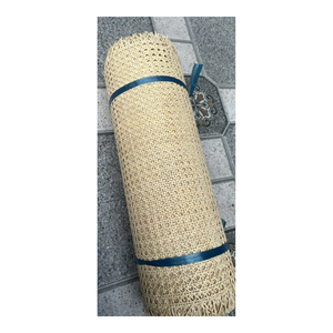 Rollo de correas de caña de ratán para Muebles-Malla tejida natural para puerta trasera de gabinete de silla Hecho en Vietnam - Product Image 1
