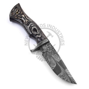 Acero de Damasco de grado Industrial forjado a mano 1095/15N20 hoja fija OEM caza Camping cuchillo multifuncional Pakkawood latón - Product Image 3