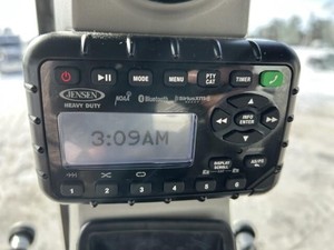 รถตักล้อยางแบคโฮดีเซล 580SV ปี 2024 พร้อมเครื่องยนต์ประสิทธิภาพสูงและชุดเกียร์แบริ่ง - Product Image 4