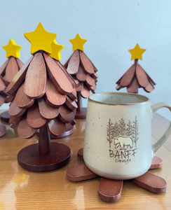 Tapis chauffant pliable en bois pour arbre de Noël et ensemble de sous-verres ornement de vacances réutilisable et écologique pour la maison et la cuisine - Product Image 3