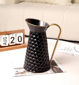 Vase à fleurs moderne en fer fait à la main, design côtier, vase de table, esthétique de luxe pour la maison, banquets internationaux, Zahid Exports - Product Image 4