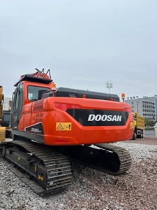 NUEVA EXCAVADORA DOOSAN DX380LC 2024 de 10 Toneladas, ROBUSTA para PROYECTOS DE MOVIMIENTO DE TIERRAS Y MINERÍA, MOTOR DIÉSEL de 8 Cilindros, DIRECCIÓN IZQUIERDA - Product Image 2