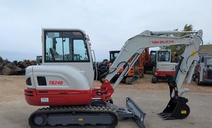 รถขุดขนาดเล็ก Takeuchi TB240 JCB Kubota คุณภาพดี สภาพใหม่และมือสอง ปั๊มแบริ่ง Huade กระบอกไฮดรอลิก - Product Image 3