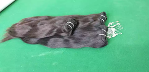 Vente en gros d'extensions de cheveux indiens vierges Remy à cuticules alignées, cheveux bruts simples dessinés de style vague naturelle soyeuse et droite - Product Image 5