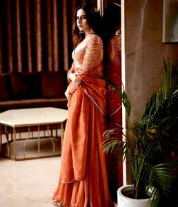 Robe de créateur avec tenue de soirée élégante Dupatta Vêtements indiens et pakistanais réversibles de 54 pouces de longueur nouvellement lancés - Product Image 6