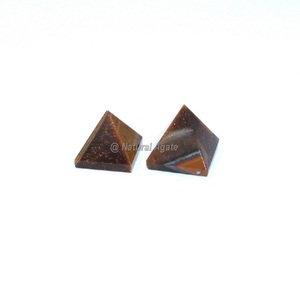 2025 nouveautés en gros Feng Shui pierre précieuse sculpture naturel oeil de tigre cristal pyramide pour la guérison Reiki - Product Image 1