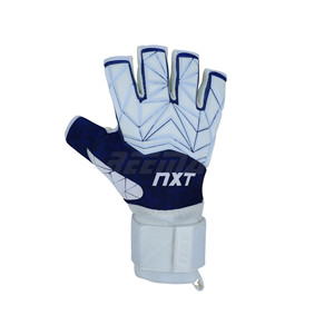 Nuevo guante de portero de fútbol sala profesional al por mayor Palma de látex alemán colores personalizados espuma de alta densidad 3D goma inyectar zona de perforación - Product Image 3