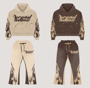 Streetwear survêtement unisexe à capuche personnalisé respirant et pantalon évasé empilé Streetwear vente en gros nouveau design personnalisé sérigraphié - Product Image 1