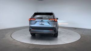 2020 Toyota 2017 Hybrid Limited AWD Interior oscuro Asientos de cuero Caja de cambios automática manual LHD R17 Baca de aleación 4x4 Gas - Product Image 2