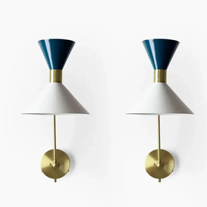 Paire moderne de lampes murales articulées en laiton Monarch, applique murale de style mid-century, Sputnik Stilnovo, éclairage industriel pour la décoration intérieure - Product Image 2