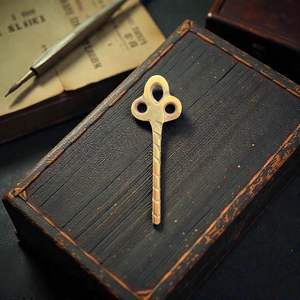 Statue en laiton Ankush Vayu Vaastu Shastra & Feng Shui Remède fait à la main en laiton Objet de décoration pour la maison, le bureau, la puja - Product Image 2