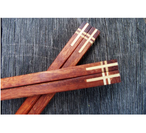 Logo gravé personnalisé cadeau de luxe baguettes en bois de noyer rustique naturel réutilisable chinois baguettes de sécurité alimentaire - Product Image 5