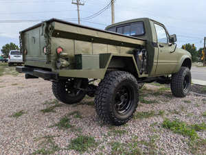 รถยนต์มือสองคุณภาพดีราคาประหยัด ปี 1979 โตโยต้า ปิ๊กอัพ พวงมาลัยซ้าย - Product Image 3