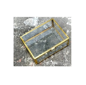 Nouveau Look meilleure forme or verre transparent et laiton terrarium bibelot anneau bijoux présentoir avec un design moderne - Product Image 6