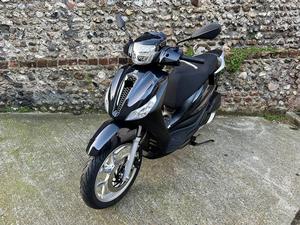 Motocicleta Medley 125 de Alta Calidad - Product Image 4