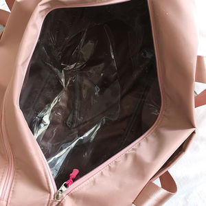 Bolsa de lona de gimnasio impermeable de nailon duradero con logotipo personalizado para hombres y mujeres con gran capacidad para viajes deportivos y uso al aire libre - Product Image 4