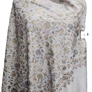 Nuevo diseño grueso cálido borla Poncho suéter Otoño Invierno estilo étnico rayas bordado bufandas mujeres hecho Cachemira - Product Image 1