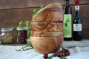 Ensaladera de madera de teca natural con acabado seguro para alimentos de alta calidad - Product Image 3