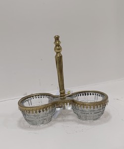Ensembles de condiments vintage en laiton et en verre en finition argent antique avec taille et forme personnalisées également - Product Image 6