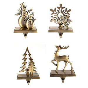 Support de bas de Noël en métal de conception différente support de bas de Noël de Pâques en or antique fait à la main - Product Image 1