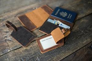 PTH-0033B porte-passeport en cuir à la mode avec logo personnalisé en gros - Product Image 3