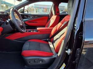 2025 asequible tToy-ota Coro-lla SE FWD - Product Image 6