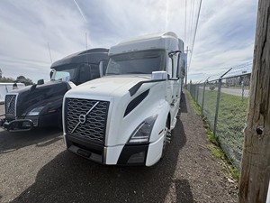 รถบรรทุกมือสอง ปี 2022 รุ่น VNL64T760 FREIGHTLINER พร้อมจัดส่งรวดเร็ว - Product Image 6