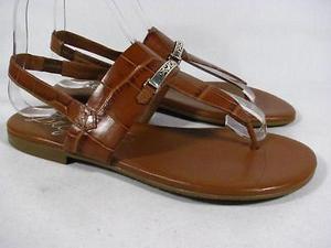 2025 prix d'usine élégant et polyvalent Riser Stands pour sandales Présentez votre collection de chaussures avec élégance - Product Image 5